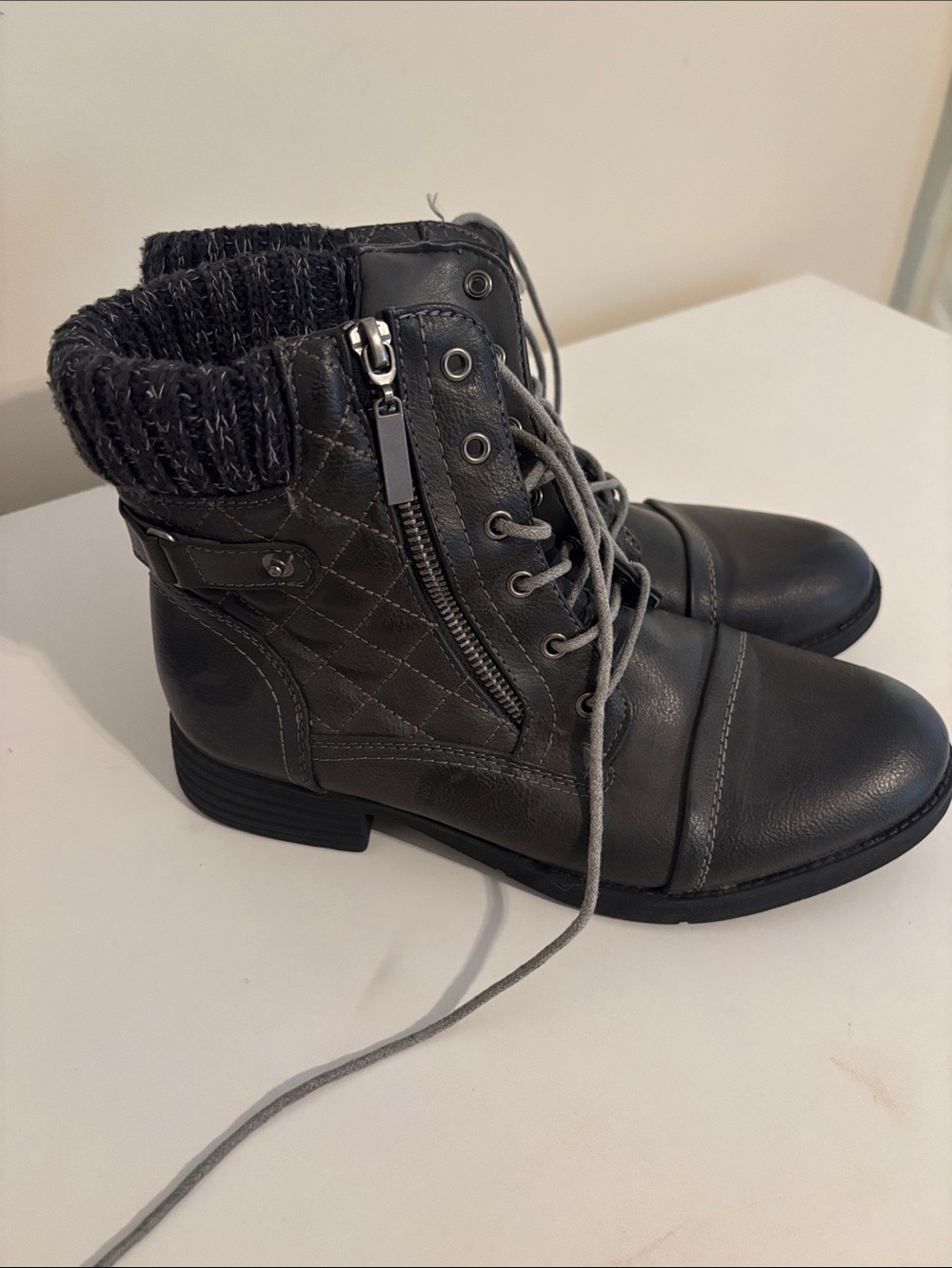 Quilted Lace-Up Ankle Boots with Knit Collar in Black